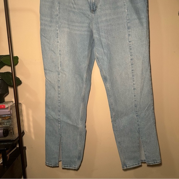 Abercrombie & Fitch Light Blue 90s Straight Ultra High Rise Jeans Size 35/20r - Picture 3 of 12